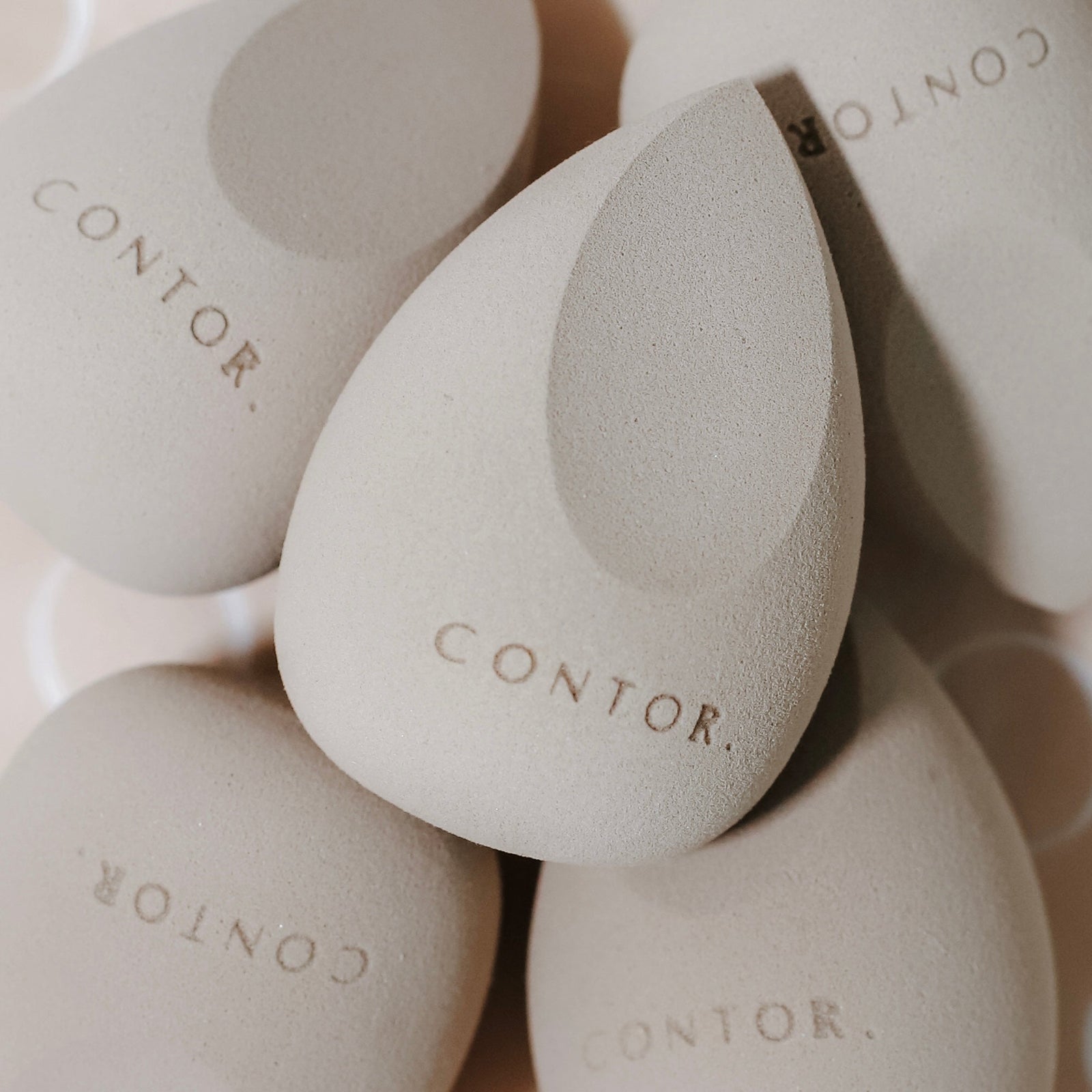 ARTIST BEAUTY SPONGES